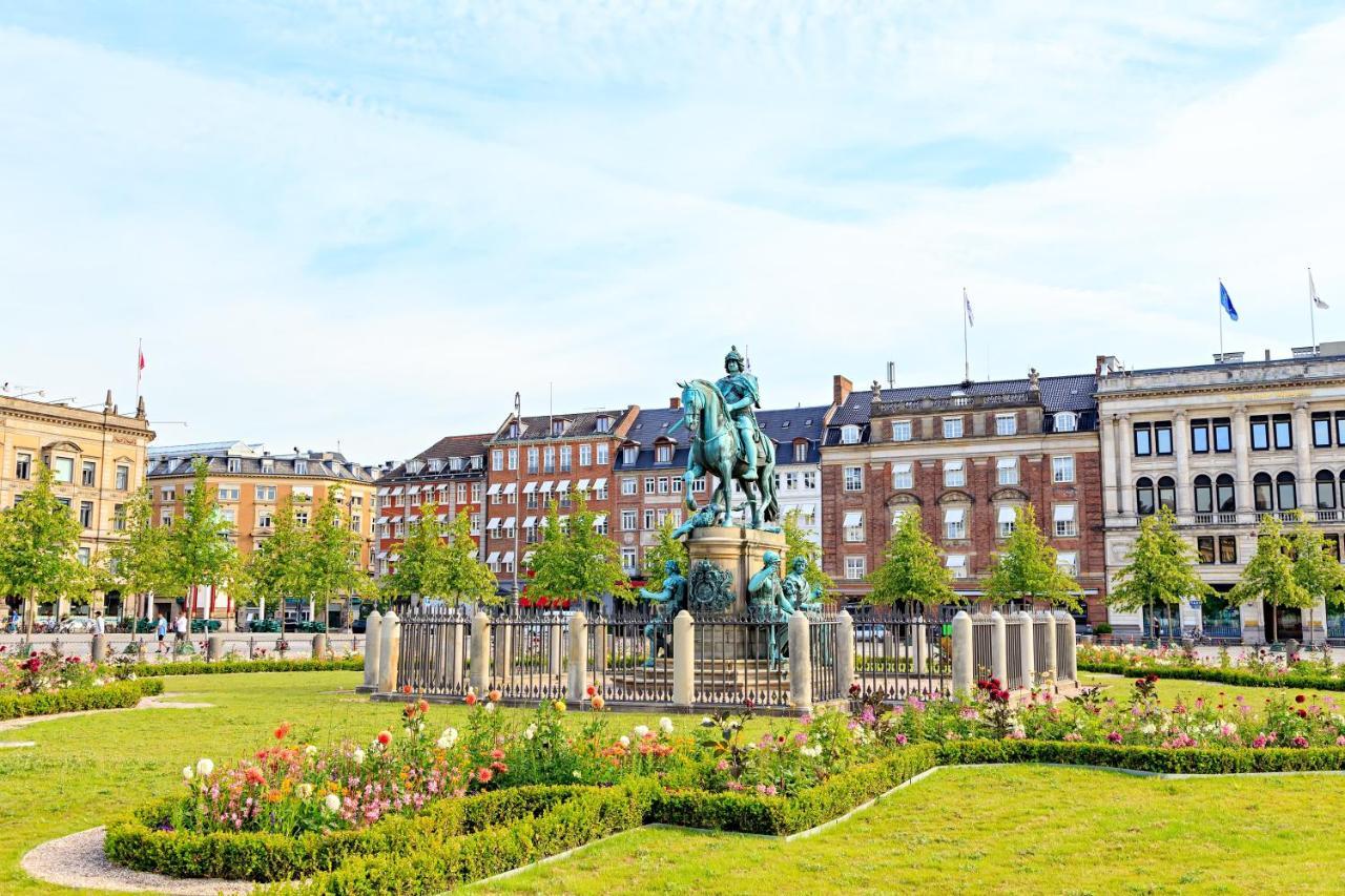 Lavish 4Br Apartment In The Heart Of Cph By The Canals Koppenhága Kültér fotó