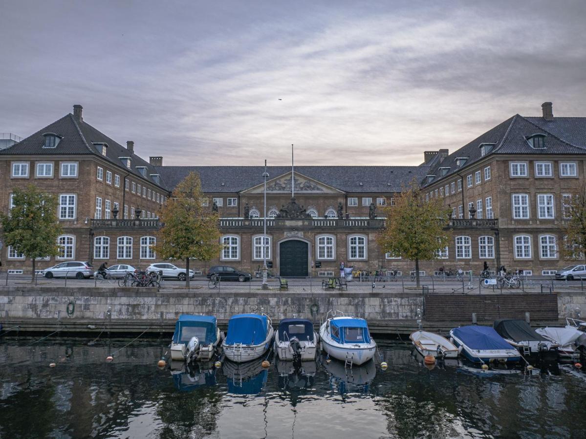 Lavish 4Br Apartment In The Heart Of Cph By The Canals Koppenhága Kültér fotó