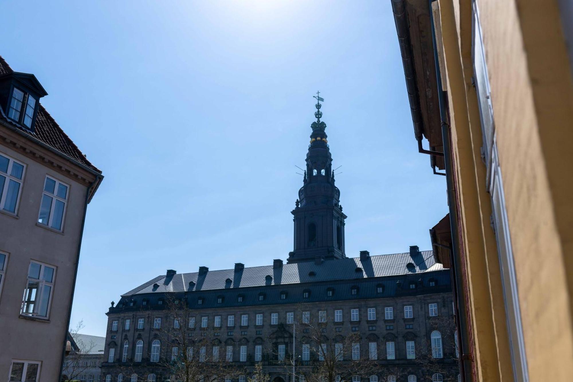 Lavish 4Br Apartment In The Heart Of Cph By The Canals Koppenhága Kültér fotó