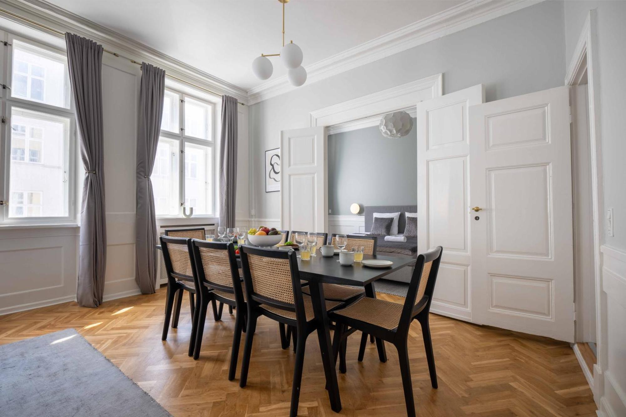 Lavish 4Br Apartment In The Heart Of Cph By The Canals Koppenhága Kültér fotó